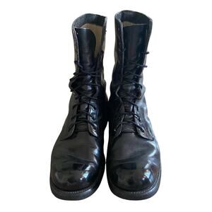 1967 Vietnam War US Military Combat Boots 10R Endicott Johnson Vibram Sole black